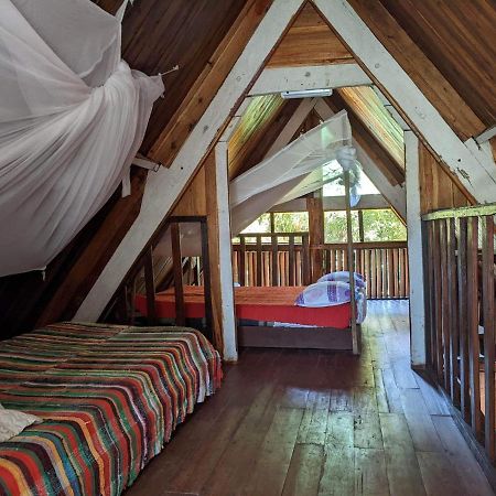 Les Acacias Bungalows Manambolo Dış mekan fotoğraf