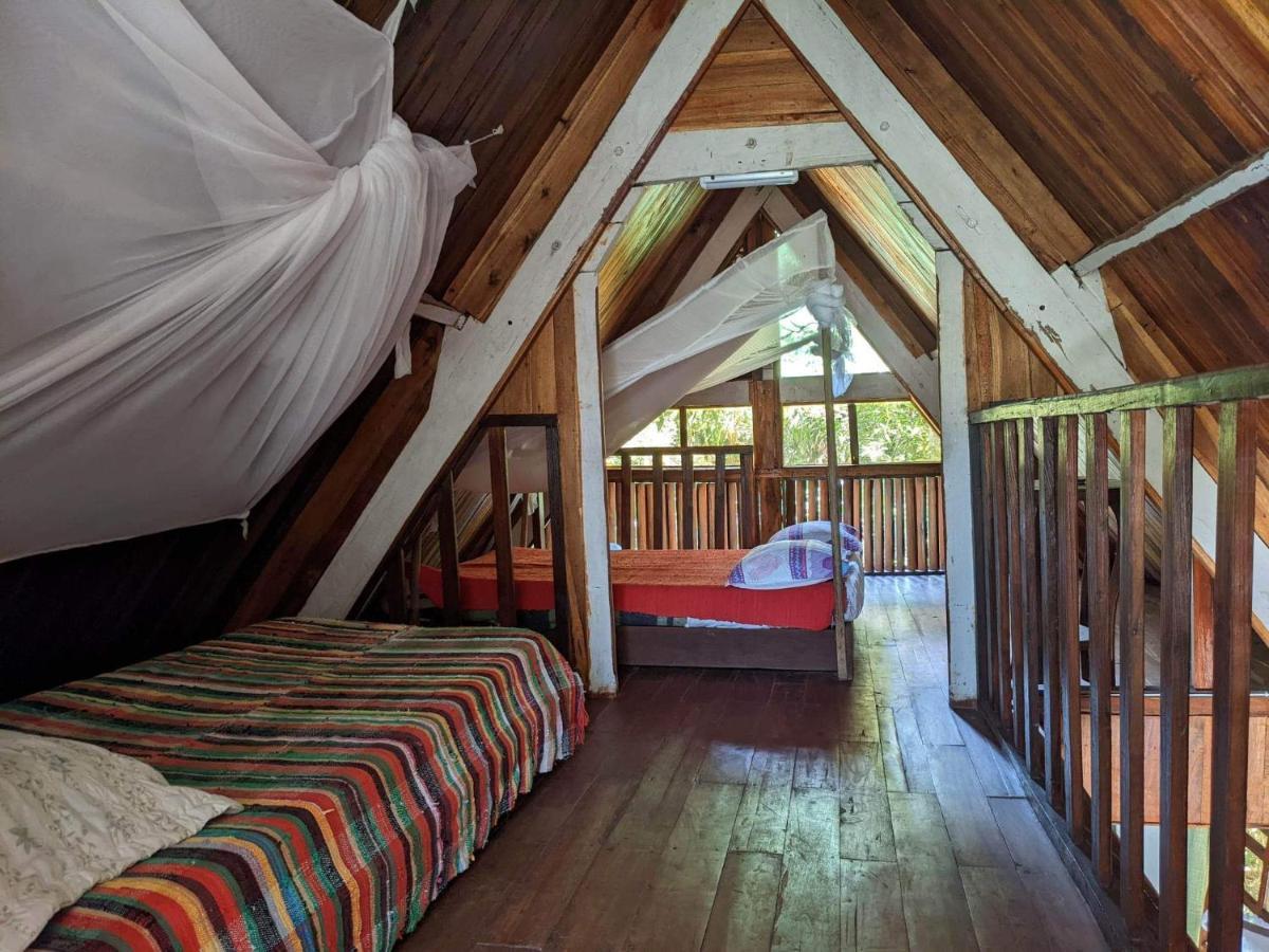 Les Acacias Bungalows Manambolo Dış mekan fotoğraf