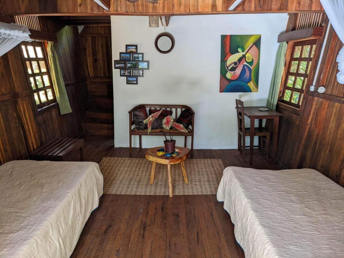 Les Acacias Bungalows Manambolo Dış mekan fotoğraf