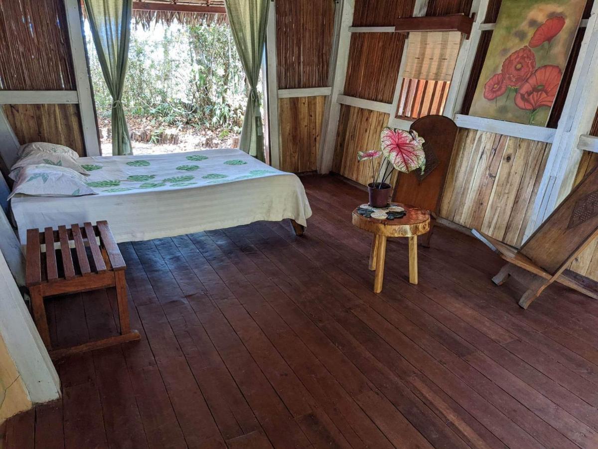 Les Acacias Bungalows Manambolo Dış mekan fotoğraf