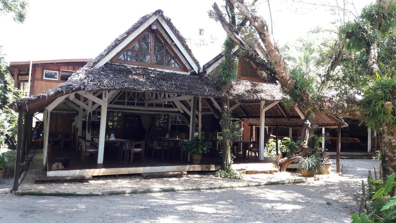 Les Acacias Bungalows Manambolo Dış mekan fotoğraf