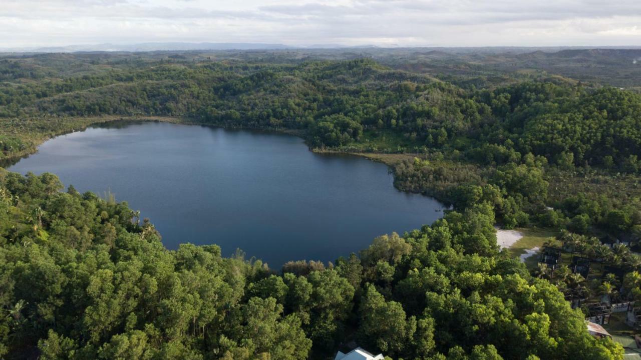 Les Acacias Bungalows Manambolo Dış mekan fotoğraf