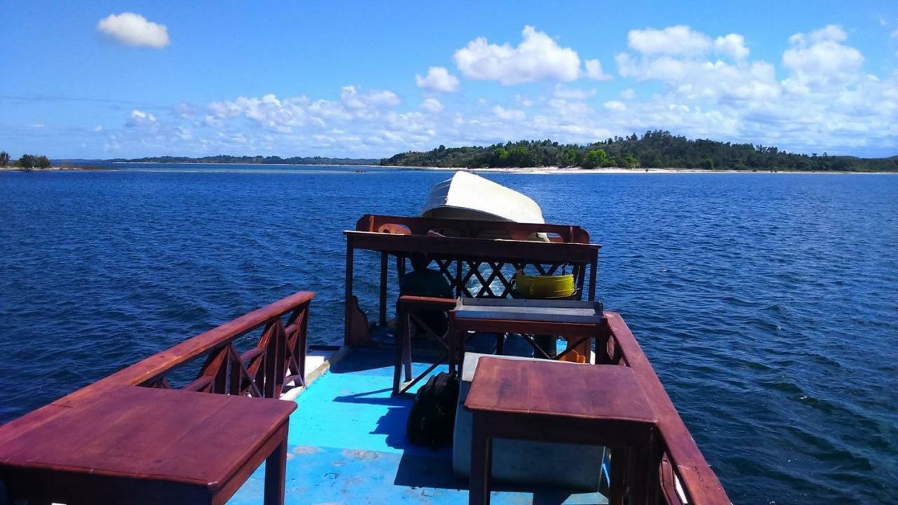 Les Acacias Bungalows Manambolo Dış mekan fotoğraf